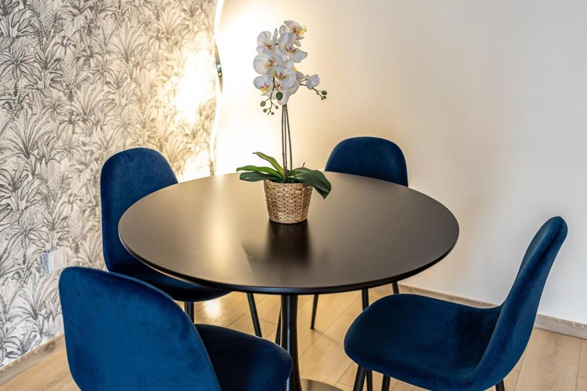 Appartement L'Ilot Bleu Paradis Мелён Экстерьер фото